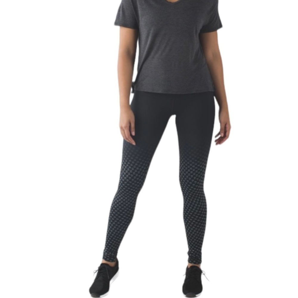 Lululemon Wunder Under Pant III *Full-On Luon
Deep Dive Dip Slate Black size 4 - Picture 2 of 11